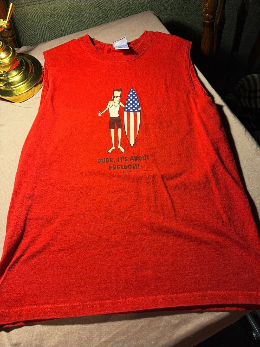Sonoma Red Sleeveless Graphic Tank with Patriotic Surfboard